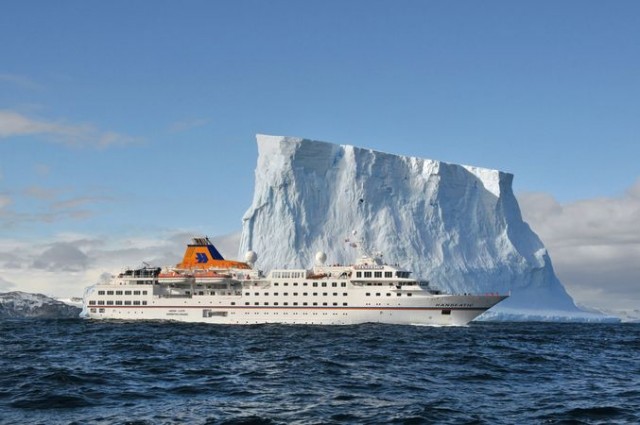 Hapag-Lloyd - Antarctica - Hanseatic